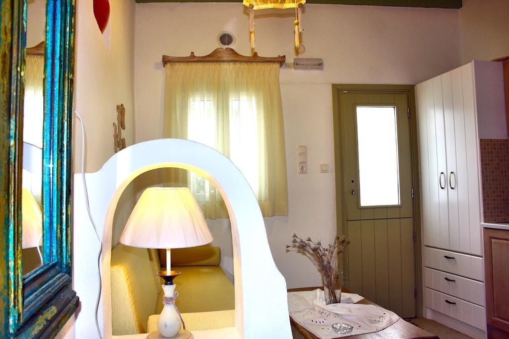 Mariakis Luxury Studios Astypalaia Екстер'єр фото