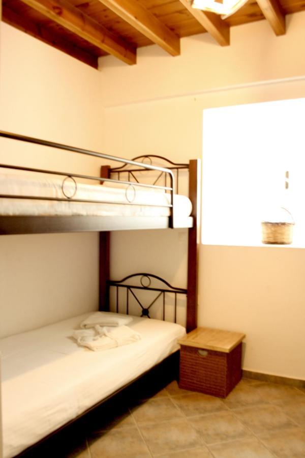 Mariakis Luxury Studios Astypalaia Екстер'єр фото
